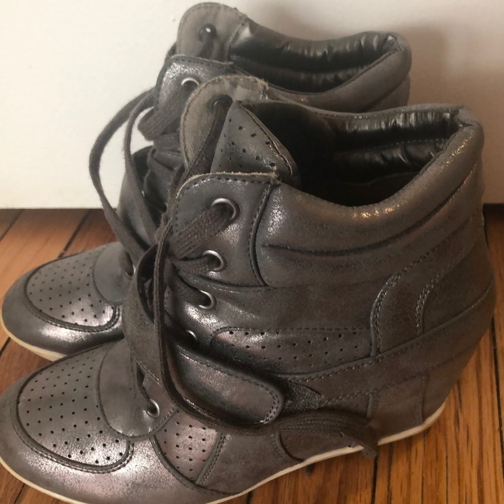 MIA Grey/Silver Wedge Sneakers
